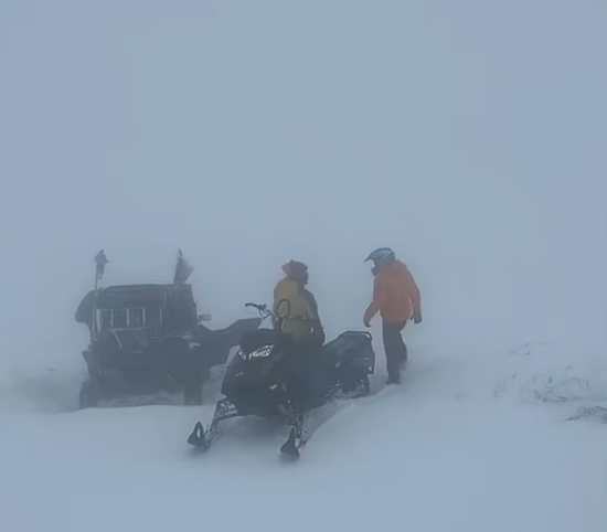 美国超马赛事  遭遇暴风雪 87名体育选手    被营救