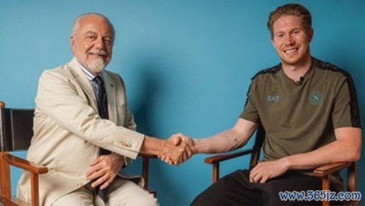 米体：德布劳内结束休假回归接受体检，并将与主帅孔蒂和队友见面
