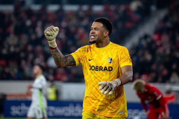 马卡：国家队守门员位置出现真空，弗莱堡守门员阿图伯鲁欲争德国一门