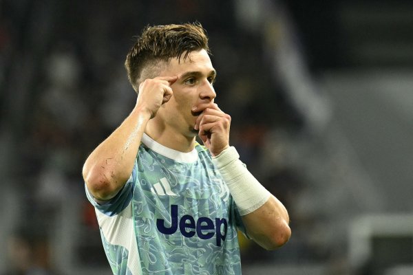 仅两位02年后出生球员连续4赛季在欧冠得分  ：小孔塞桑、阿德耶米